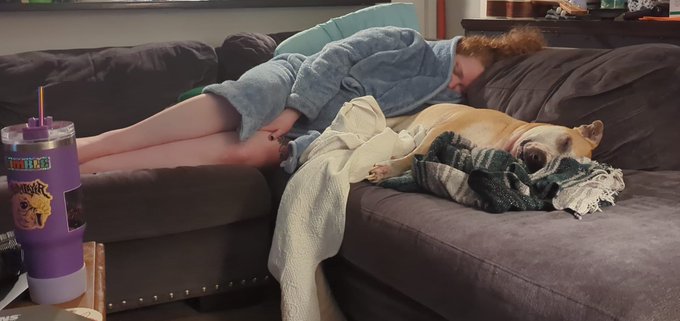 Imagine hating me and I&rsquo;m just at home like https://t.co/ocXBGau2zL