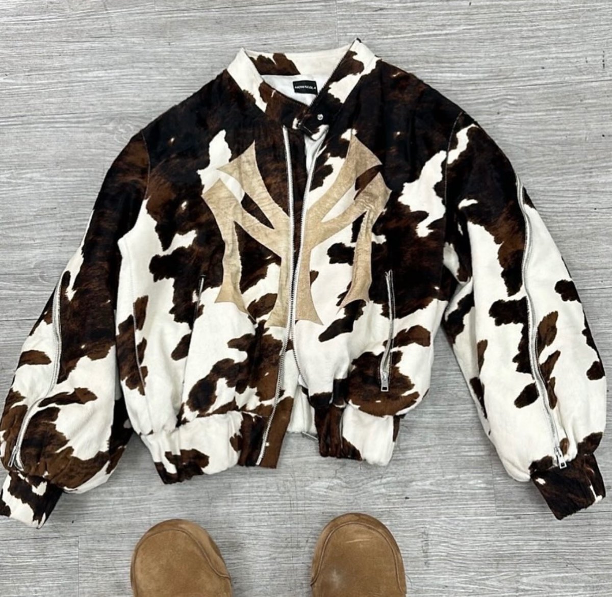 ジャケット・アウター mowalola NY bomber jacket New MOWALOLA “NY” Bomber Jacket First Look 👀