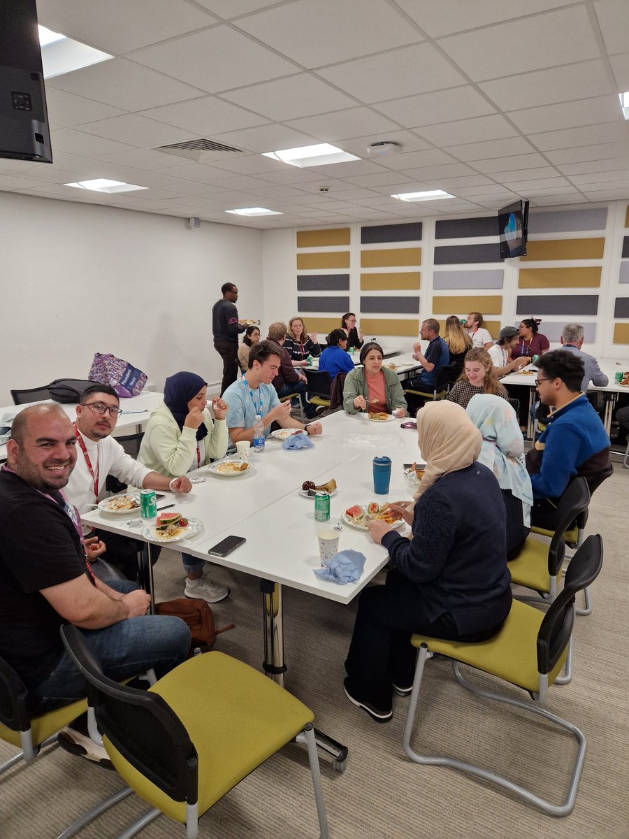 Spyridon Megremis, PhD, FHEA (he/him)🇬🇷🏀☘️🎧 tweet media