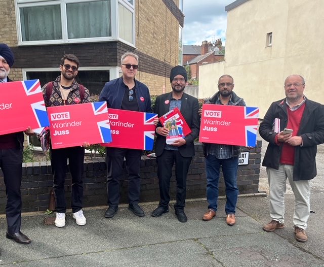 A great canvassing session today with ⁦<a href="/ThompsonsLaw/">Thompsons Solicitors</a>⁩ colleagues for ⁦<a href="/WarinderSJuss/">Warinder Juss</a>⁩ the ⁦<a href="/UKLabour/">The Labour Party</a>⁩ candidate for Wolverhampton West. Warinder and Labours message going down really well on the doorstep.