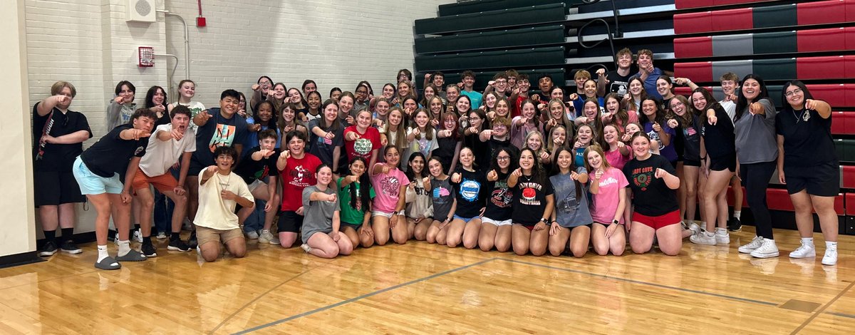 LPHS Link Crew tweet media