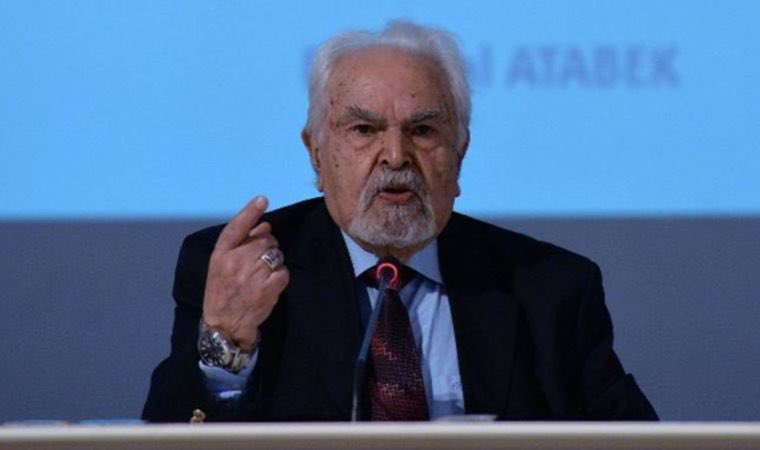 Çok büyük bir İNSANI daha yitirdik:
Büyük bir Hekim
Büyük bir Devrimci
Büyük bir Yazar
Büyük bir DOST

Erdal Atabek unutulmayacaktır!
Kendisine rahmet ailesine ve sevenlerine sabır diliyorum.
<a href="/SonerCanko/">Soner CANKO</a>