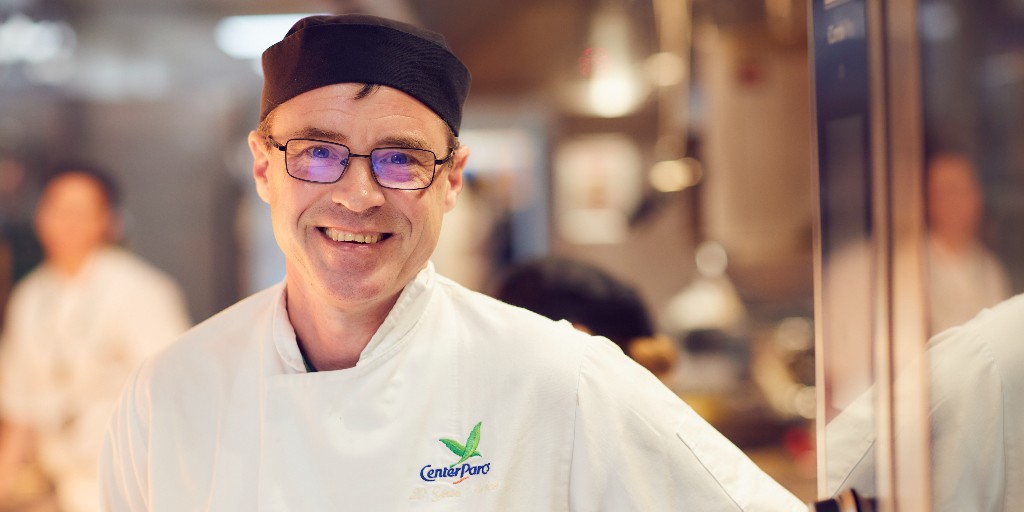 CPCareers's tweet image. Looking to showcase your culinary skills as an Assistant Kitchen Manager? Join the @CP_UK_Longleat team with a salary of £33,000 p.a., share of guest tips, and flexible shifts!

Apply now! 🍽🌲 #CenterParcs  #KitchenManager #JobOpening
🔗 tinyurl.com/2s4m5jy9