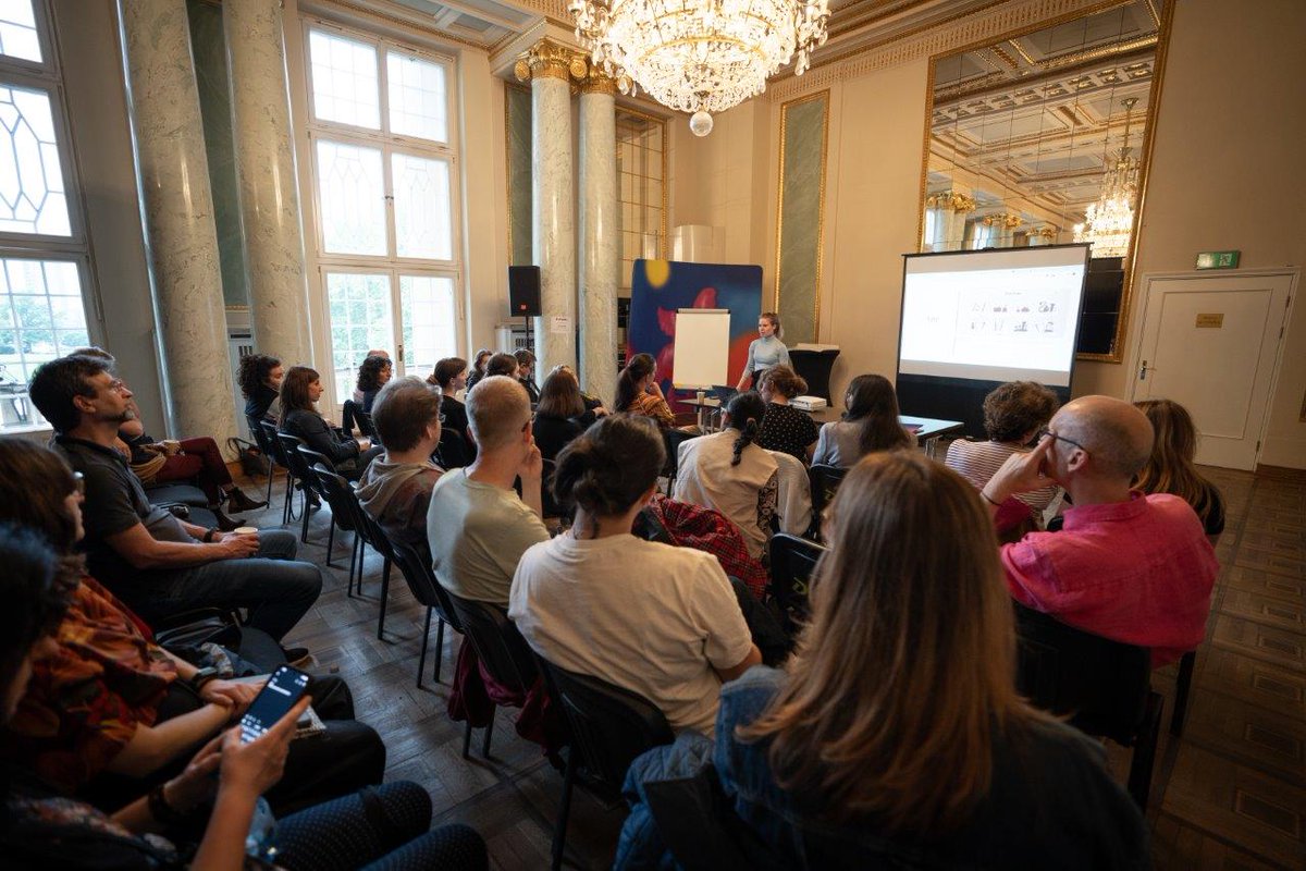 InvidaTv's tweet photo. In Poznan, we met with all 23 partners working on Fortissimo Project which is driving forward a revolution in music education for kids.  Our team is crafting immersive animations &amp; 360° videos for a VR experience.
https://t.co/Cb2l7hRfOQ 

#CreativeEurope #Fortissimo #Education https://t.co/TgjpIFFqpD