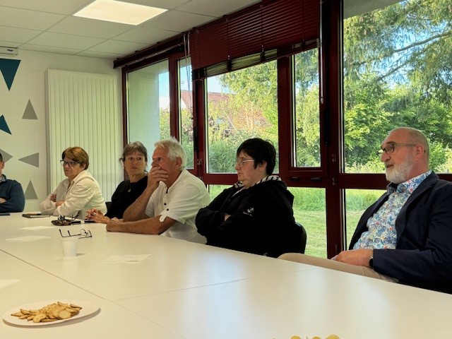 Nouvelle réunion avec les élus de Brou, de Dampierre-sous-Brou, de Mottereau et d'Unverre à la Maison des Associations, avec des échanges sur l'Europe, l'avenir de nos communes, l'attractivité… Ces conversations me nourrissent pour porter ces sujets à l'Assemblée nationale.