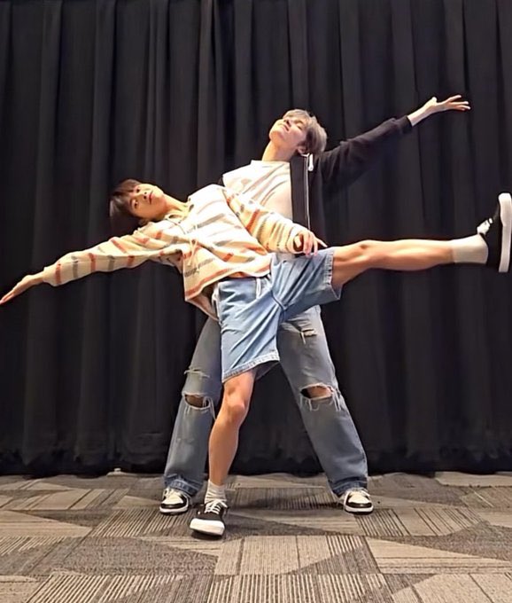 riumantic's tweet image. chromosomes when its a girl