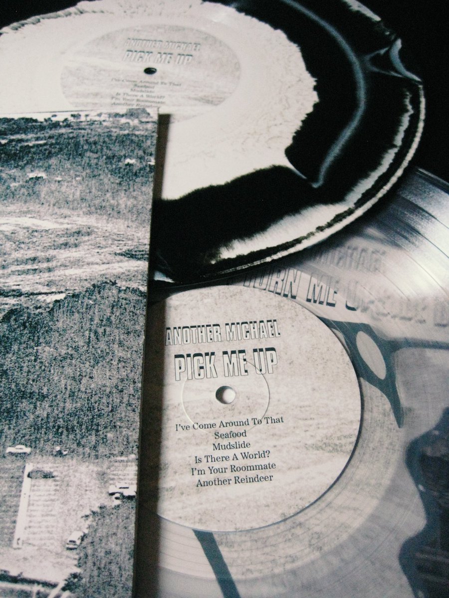 ✨ <a href="/anothermichaels/">Another Michael 🏞</a>’ wonderful new album PICK ME UP, TURN ME UPSIDE DOWN is out now via Run For Cover Records

Listen: lnk.to/PMUTMUD