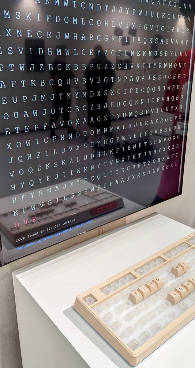 Tomorrow is the day!

【Konton-ni-Ai!】
📅 June 1-2
⏰ 13:00 - 19:00
📍 CCBT, Tokyo
🎟️ Free

From our recent "Web as a Medium" exhibition, 
"Find My LOVE - Infinite Computer Theorem" by <a href="/exonemo/">exonemo</a> will be featured!

More info:
ccbt.rekibun.or.jp/events/konton-…