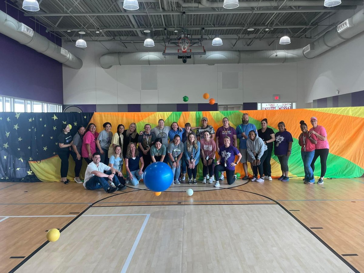 jradreads's tweet photo. Although this school year has come to an end, there is always time for some fun with your staff! @WISDParmley @KristenFarrowPE https://t.co/Xg33pb3wt4