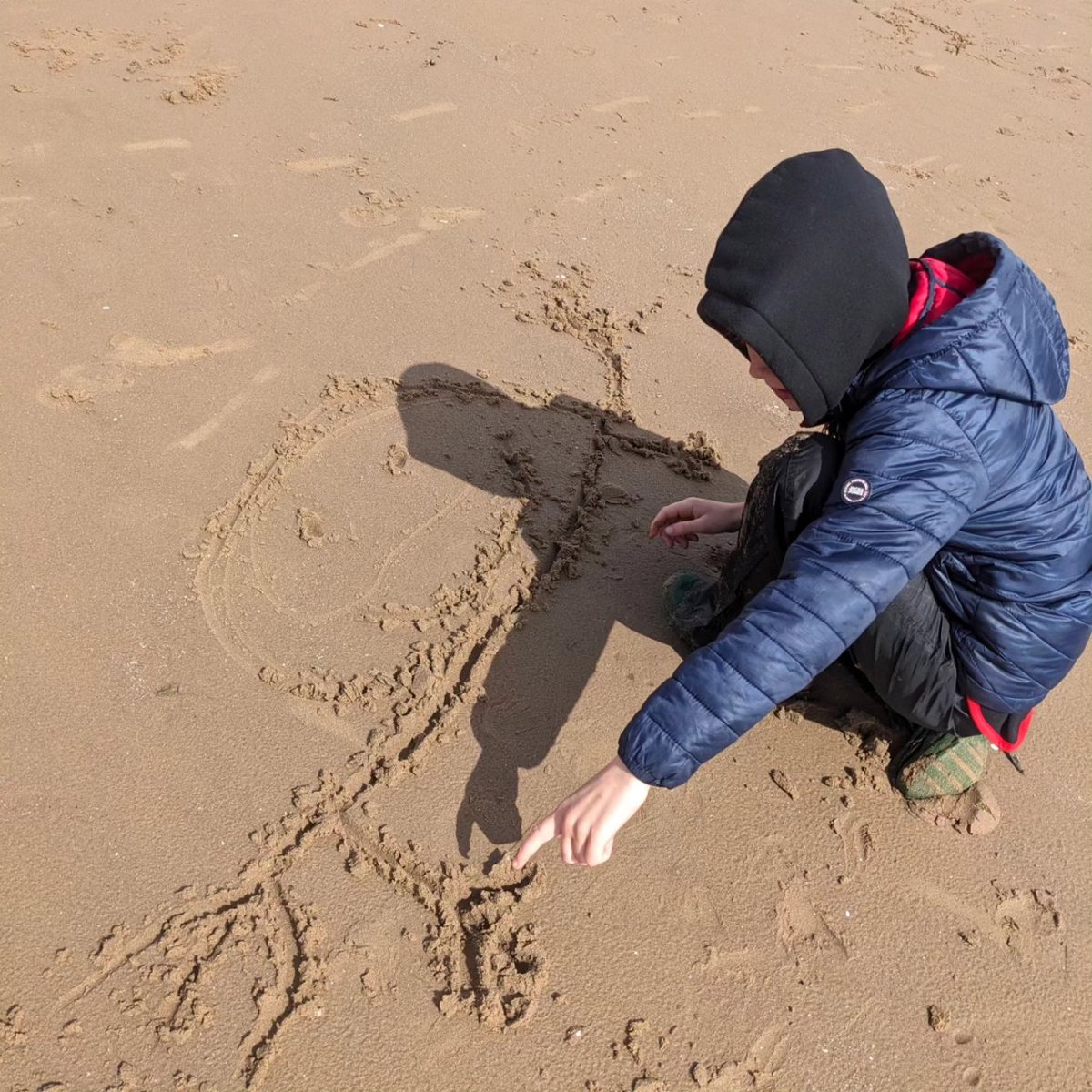 A busy week for us! #weekinreview 

We had a couple of education trips this week; on Monday New Abbey primary went to Powillimont as part of Our Coast and Climate Change 2 (funded by Robin Rigg windfarm fund and RSK) ...
 #dumfriesandgalloway #environmentaleducation