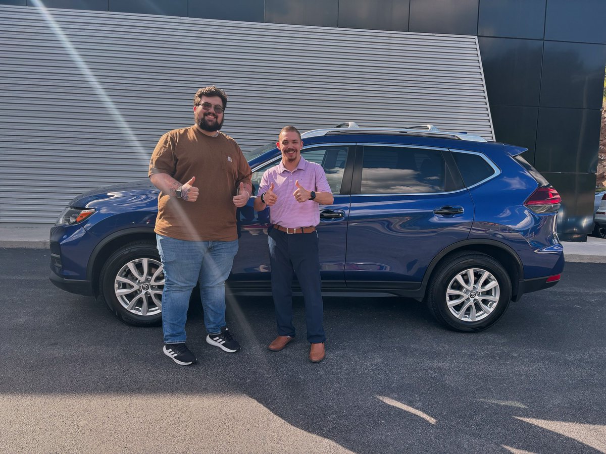 DB_2014's tweet image. Let’s give a HUGE congratulations to Joshua Hager on his purchase of this 2020 Nissan Rogue. It’s always a pleasure helping family out and I’m glad we got it worked out for you brother. Thank you for your business and enjoy the new ride 👍😎🚙