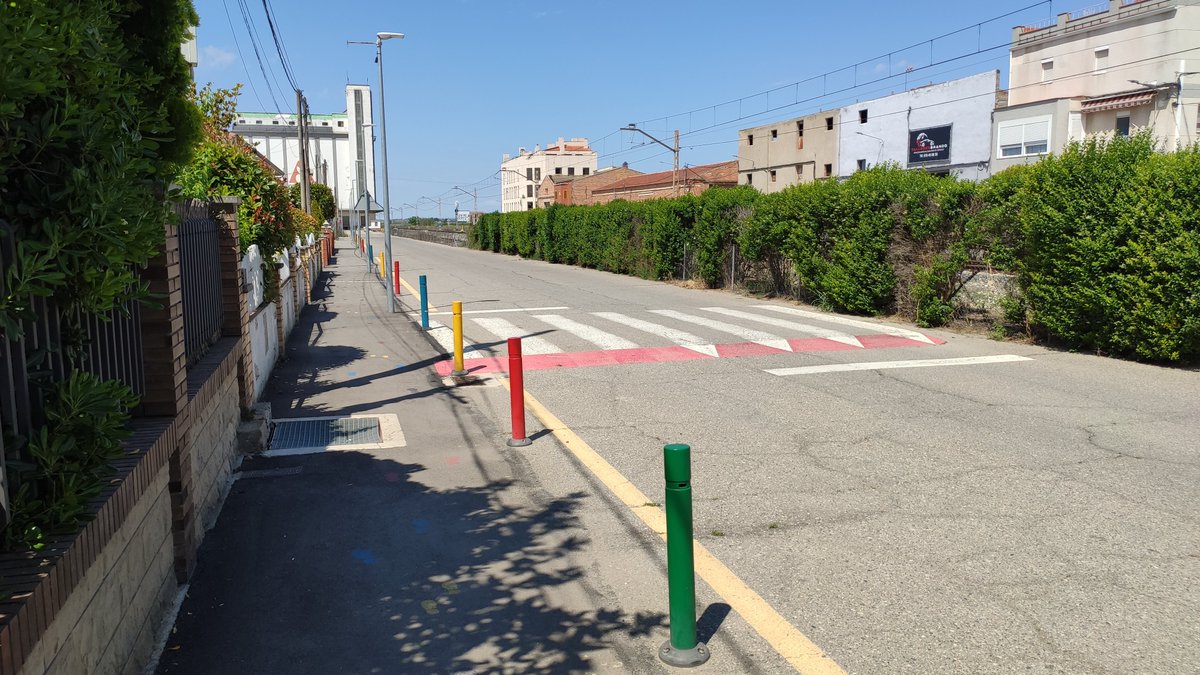 AIM_mobilitat's tweet image. 👏Celebrem l'impuls que @AjuntamentBLLC està donant al #PLSV per a millorar la seguretat viària de Bell-lloc d'Urgell!

✅AIM ha realitzat l'estudi identificant els indrets més problemàtics i fent propostes de millora, com el camí escolar al carrer Via Fèrria i carrer Escoles🧒👧