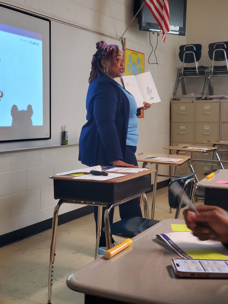 Yetta Smith (@hcs_ysmith) on Twitter photo The love, energy and excitement that <a href="/GiftedELAGuru/">Michelle Martin, Ed.S</a> has for literacy needs to be studied!!!! I love engaging in learning and leadership from this phenomenal leader❤️ #HCSSLC2024 The love, energy and excitement that <a href="/GiftedELAGuru/">Michelle Martin, Ed.S</a> has for literacy needs to be studied!!!! I love engaging in learning and leadership from this phenomenal leader❤️ #HCSSLC2024