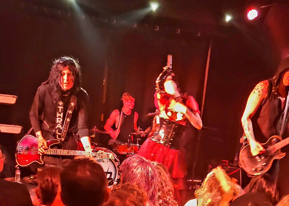 FraterMabus's tweet image. #LordsofAcid Boise last night. #Neurolux