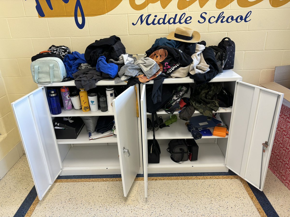 ATTENTION DONNELL FAMILIES & STUDENTS!!! Last call for Lost & Found items! Please stop by the office anytime between 8am and 3pm Monday-Friday before them items are donated.

#TrojanTrue #DonnellProud