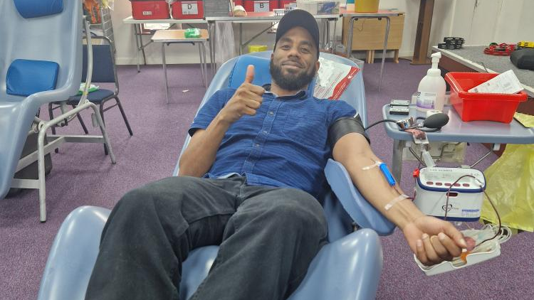 Give Blood NHS 🩸🩹 (@givebloodnhs) on Twitter photo "Donating blood is an easy way for me to give back to my fellow human beings." 🩸 
Donors like Bilal are saving and improving lives every single day. 
We need donations from O positive and O negative donors  ➡️ orlo.uk/AmBbY
#GiveBlood #SaveLives "Donating blood is an easy way for me to give back to my fellow human beings." 🩸 
Donors like Bilal are saving and improving lives every single day. 
We need donations from O positive and O negative donors  ➡️ orlo.uk/AmBbY
#GiveBlood #SaveLives