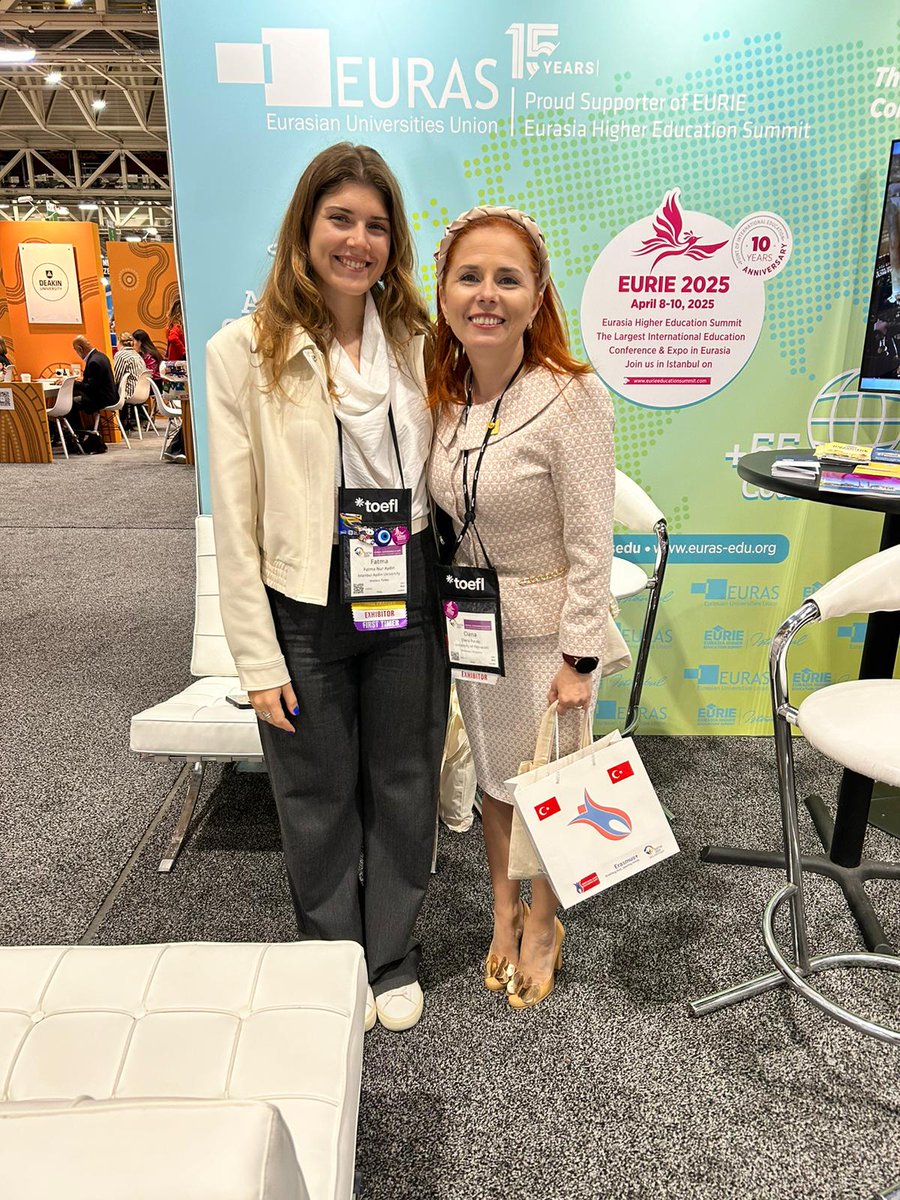 Engaging discussions with the University of Petrosani from Romania! Looking forward to potential collaborations and academic exchanges. #IAUatNAFSA #GlobalPartnerships #NAFSAMeetings #NAFSA2024