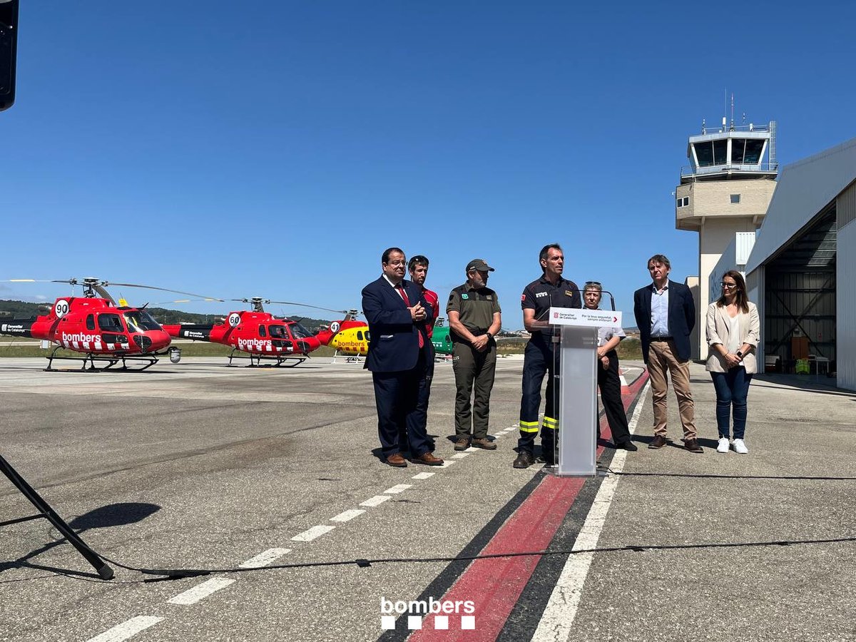 Avui #bomberscat hem presentat el dispositiu de la #CF24. Enguany la seguretat, la coordinació i la millora en la robustesa del Cos són els eixos bàsics. La coordinació, tant interna com amb la resta de cossos, és bàsica per garantir l'eficiència de la gestió de l'emergència