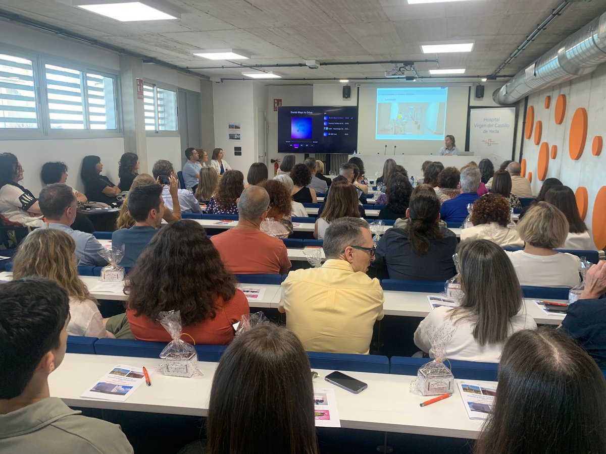 Esta mañana se han celebrado las XIII jornadas del Servicio de Prevención de Riesgos Laborales en <a href="/Area5Altiplano/">Área V Altiplano</a> 

El encuentro ha reunido a los equipos de las nueve áreas de salud servicios centrales con el objetivo principal de intercambio de experiencias laborales.