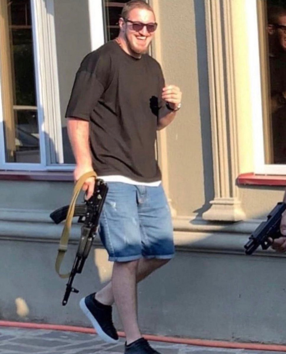 Well folks, meet gangster Ilia Mtsariashvili.

A former professional champion boxer from Georgia. 

Who is living his dream in Dublin, and is a part time ‘security guard’ in multiple IPAS centres.

Make him famous.