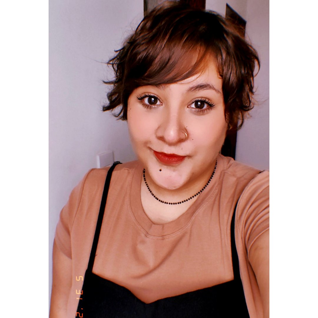 Caramerock's tweet photo. Qué calor que tengo yo.
#NewProfilePic https://t.co/c33ziKKz3D