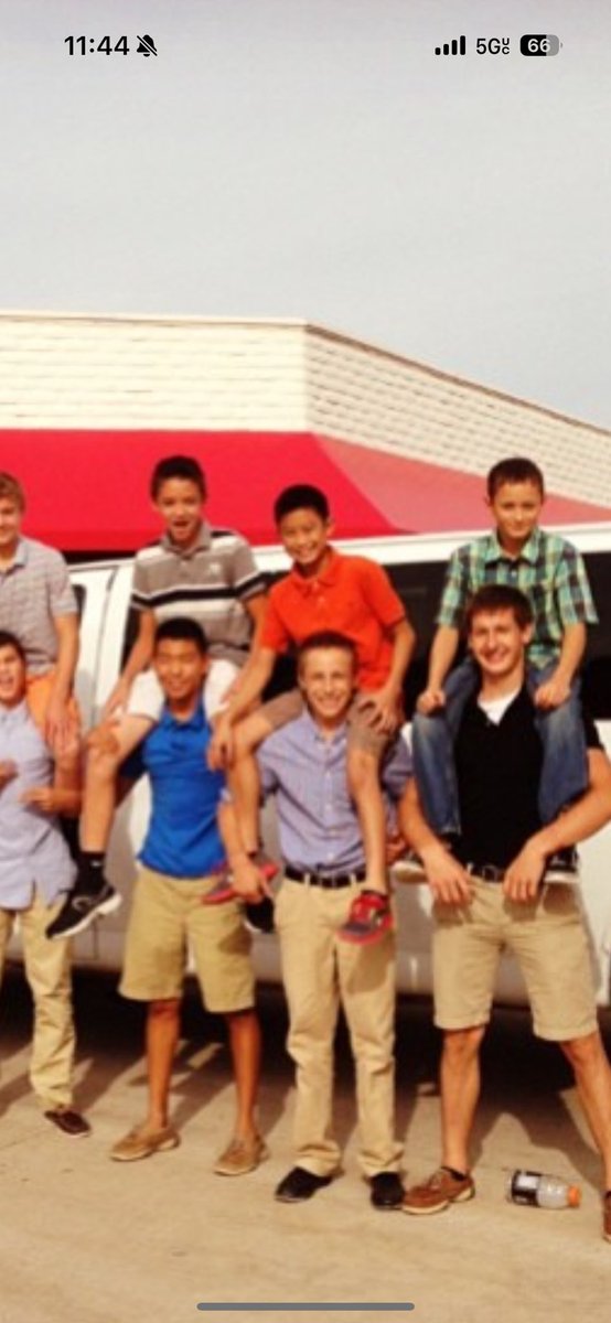 Evan Manivong tweet media