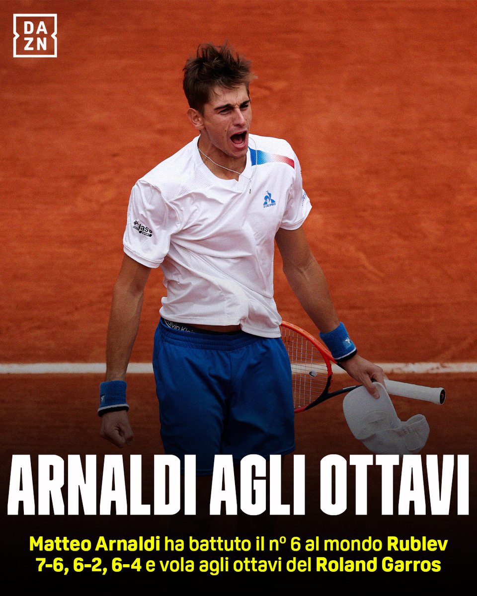DAZN_IT's tweet photo. Arnaldi vola agli ottavi del Roland Garros 🎾
Rublev non la prende benissimo 😅🤯

#RolandGarros #Arnaldi #DAZN https://t.co/RAT0wahB9d