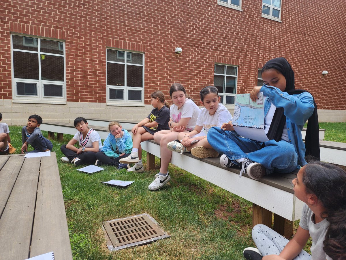 4th grade poets held an awesome #poetry jam! <a href="/Discovery_elem/">Discovery Elem</a> #poet #poetrylovers