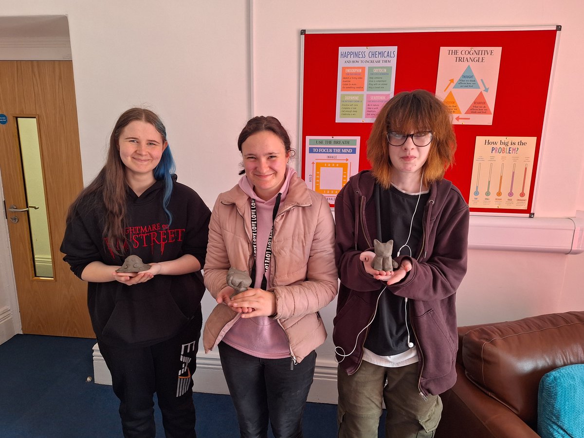 JGW+ Neath learners have been unleashing their creativity and enhancing their wellbeing through engaging moulding clay activities! 🎨

This hands-on session provided a perfect blend of artistic expression and therapeutic relaxation. 💫