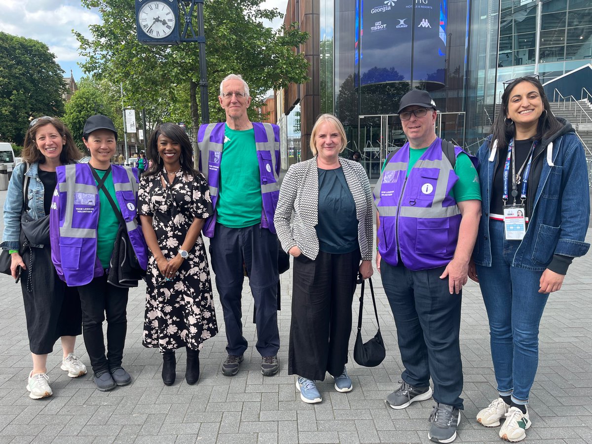Brilliant to see our <a href="/MayorofLondon/">Mayor of London, Sadiq Khan</a> <a href="/TeamLDN/">Team London Volunteering</a> volunteers in action at the EPCR <a href="/ChallengeCup_/">EPCR Challenge Cup</a> Rugby &amp; UEFA <a href="/ChampionsLeague/">UEFA Champions League</a> Festival!
Every yr volunteers play a crucial role in the success of London’s major events &amp; I'm grateful for their continued service to our city
#UCLFestival