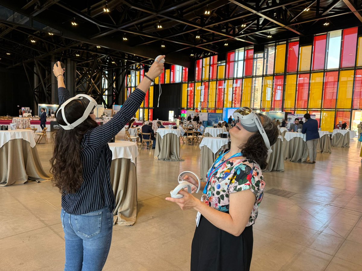 Nuria García Dopico / @lolamineco tweet media