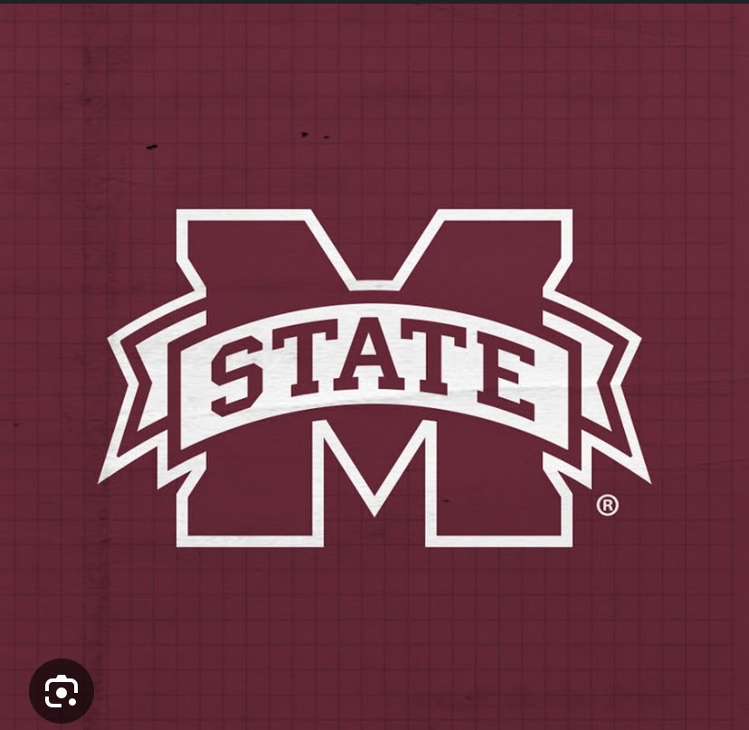 johnnymoody_3's tweet photo. #AGTG After a great camp, I am blessed to receive my first SEC offerr from the University of Mississippi State🐶 @AnthonyJTucker @HailStateFB @CoachWarren23 @CoachL__ @KoachJDrake https://t.co/VqlJ1qHjqq