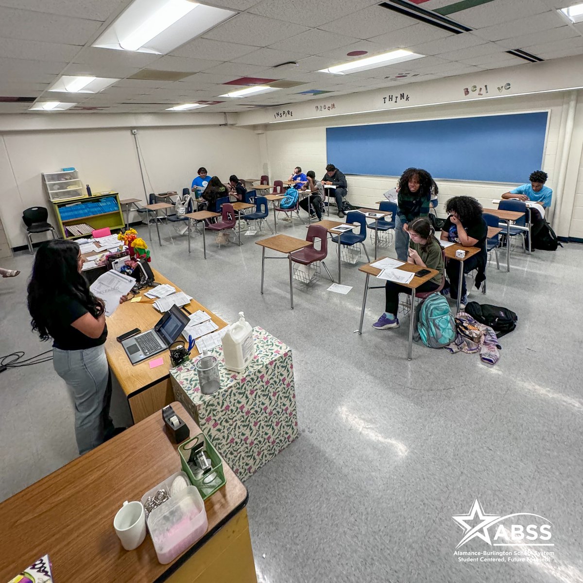 Hillary Mendoza-Ramirez, a driven @WMWHS sophomore, founded the Women's STEM Club to tutor 8th graders at her former school, @SouthernAMiddle. Her initiative equips students for success in EOGs and beyond, fostering academic growth and inspiring a spirit of mentorship.📚👩‍🏫