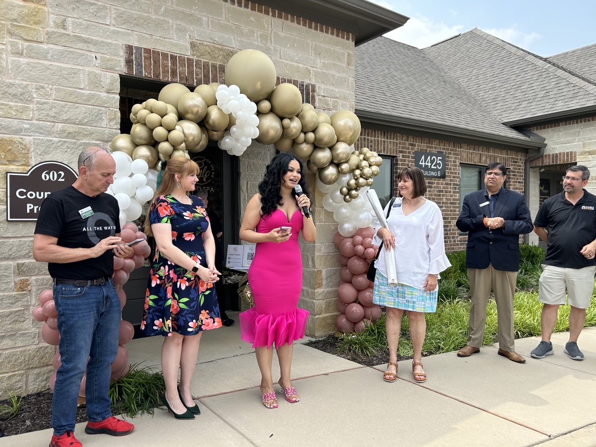 Welcome Glo on the Go Med Spa to the Metrocrest Chamber and the City of Carrollton! ✨

Glo on the Go Med Spa specializes in providing top-notch #beautyservices. Learn more: glo-onthego.com

#metrocrestchamber #ribboncutting #carrolltontx #newbusiness