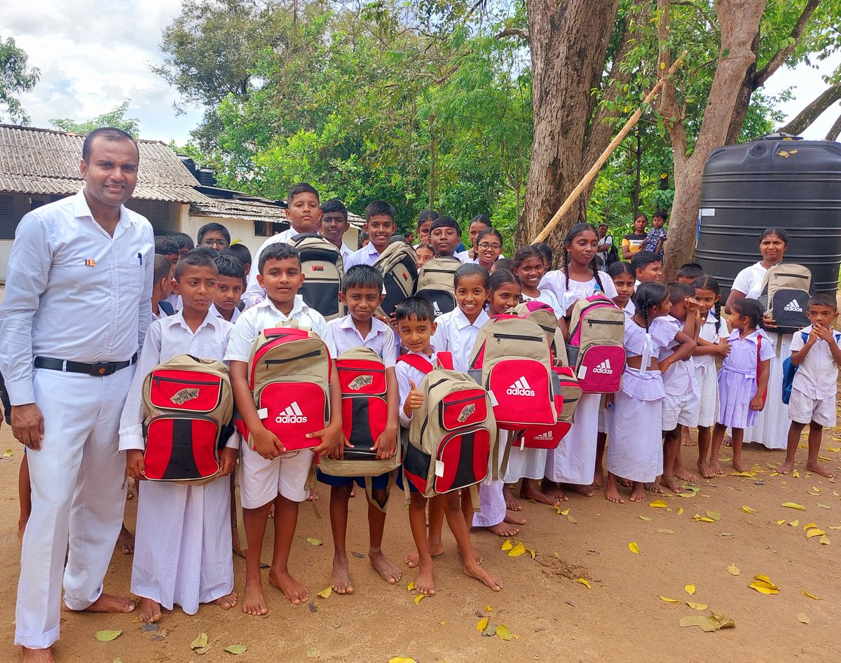 dearlokka's tweet photo. During May 2024, another 1,000+ children studying at schools with least facilities, located in Anuradhapura district and Ampara district, were benefited through "AthaHitha 2024" social initiative. https://t.co/xBlVr33VEf