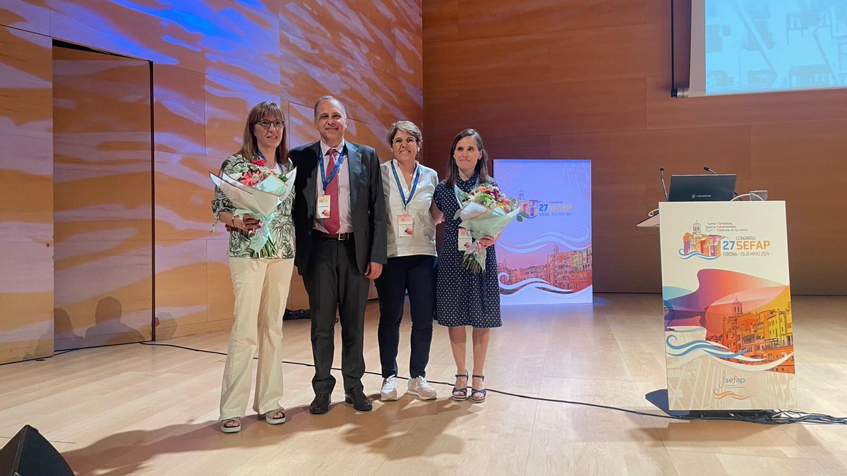 Sefap XXVII (@sefapxxvii) on Twitter photo Reconocimiento a Roser Vallés <a href="/RoserValles/">Roser Valles Fernand</a> Presidenta Comité Organizador #27CongresoSEFAP y a Amelia Troncoso Presidenta Comité Científico #27CongresoSEFAP #PotenciarRolClinicoFAP por parte de <a href="/jmparedero/">José Manuel Paredero</a> Presidente de <a href="/Sefap_FAP/">SEFAP</a> y <a href="/mireiamassot/">Mireia Massot</a> Vicepresidenta de <a href="/Sefap_FAP/">SEFAP</a> Reconocimiento a Roser Vallés <a href="/RoserValles/">Roser Valles Fernand</a> Presidenta Comité Organizador #27CongresoSEFAP y a Amelia Troncoso Presidenta Comité Científico #27CongresoSEFAP #PotenciarRolClinicoFAP por parte de <a href="/jmparedero/">José Manuel Paredero</a> Presidente de <a href="/Sefap_FAP/">SEFAP</a> y <a href="/mireiamassot/">Mireia Massot</a> Vicepresidenta de <a href="/Sefap_FAP/">SEFAP</a>