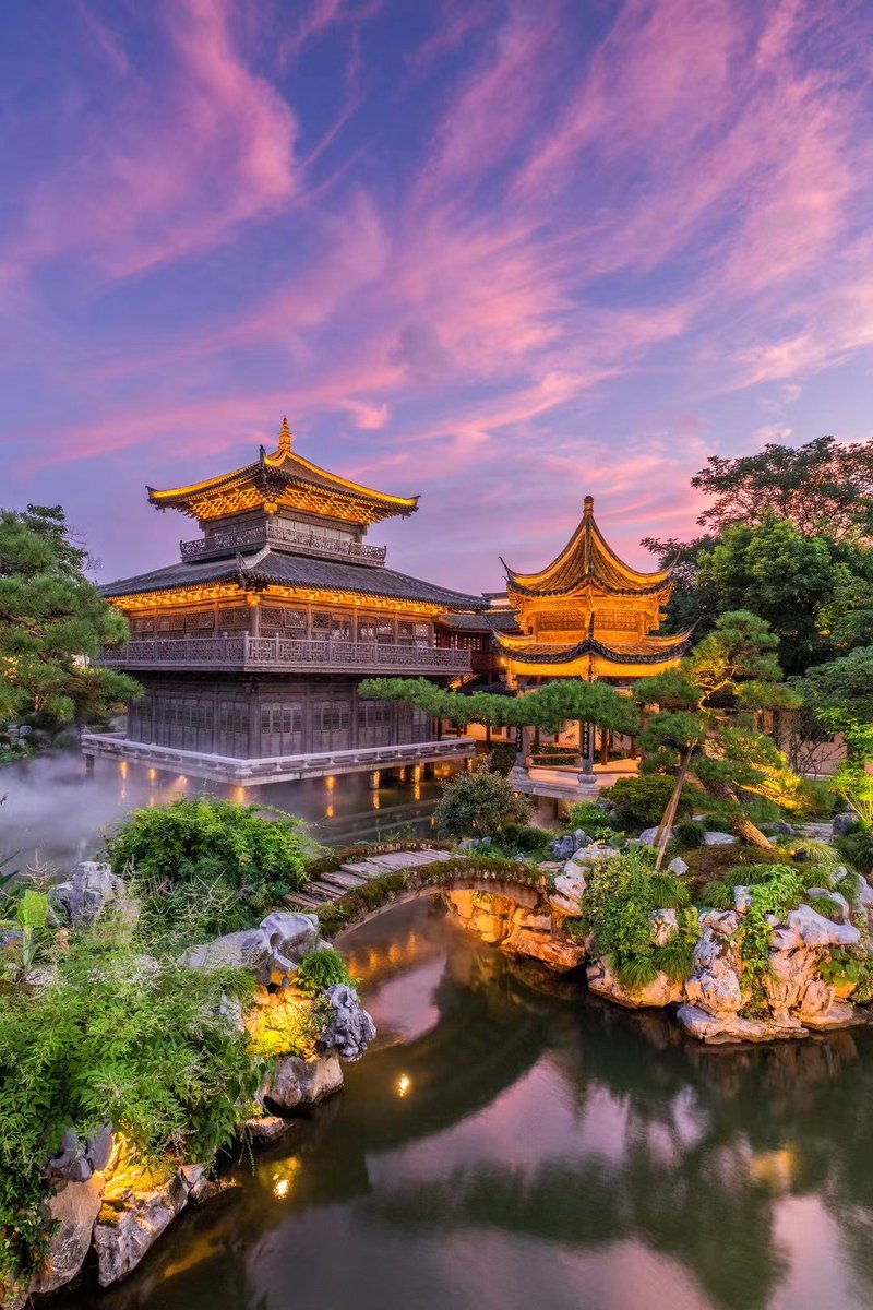 ✨ Set sail on an enchanting origami voyage with #PaperInnovations 2.0! Dive into the #OrigamiWeek from July 15-25 at #PuyuanFashionResort, a celebration where your creativity blossoms through the art of paperfolding! Stay tuned for more details with the official launch soon~