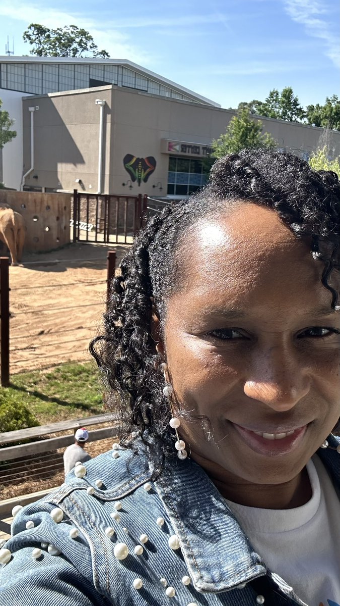 atlgadgetgal's tweet photo. Personalized Learning @ZooATL #APSFELLOWS24 #Bingo https://t.co/NrPzAXTisT