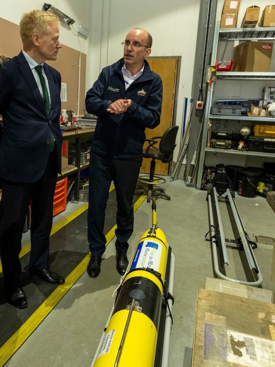 alanpberry's tweet photo. I had the great pleasure this week of welcoming the French Ambassador to Ireland, H.E. Vincent Guérend, and his colleagues to the @MarineInst and showing them the range of ocean observing platforms supporting Ireland-France collaboration at @EuroArgoERIC, @EMSOeu &amp; @JERICORI https://t.co/wDsLPm85XK