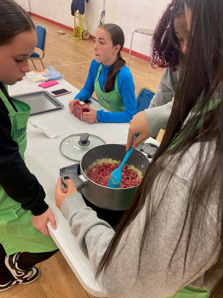 Masterchefs. 😎 A relaxed end to an amazing week with @bnenc_ The Breckfield Centre  Junior Masterchef.  Fabulous turnout for Youth Activity this week.  Summer Club is just around the corner...hang on kids. It's gonna be a belter!! 😁 #HAF2024