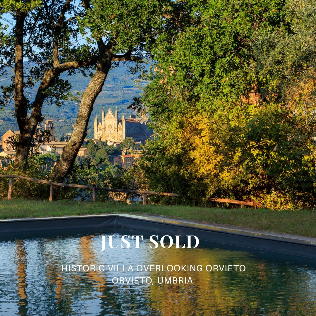 This Friday, we invite you to take a closer look at our #JustSold column, showcasing some of Italy Sotheby's International Realty's exceptional sales, such as this wonderful historic villa overlooking the gorgeous Orvieto.
#ItalySIR #SothebysRealty #SIR #NothingCompares #Umbria