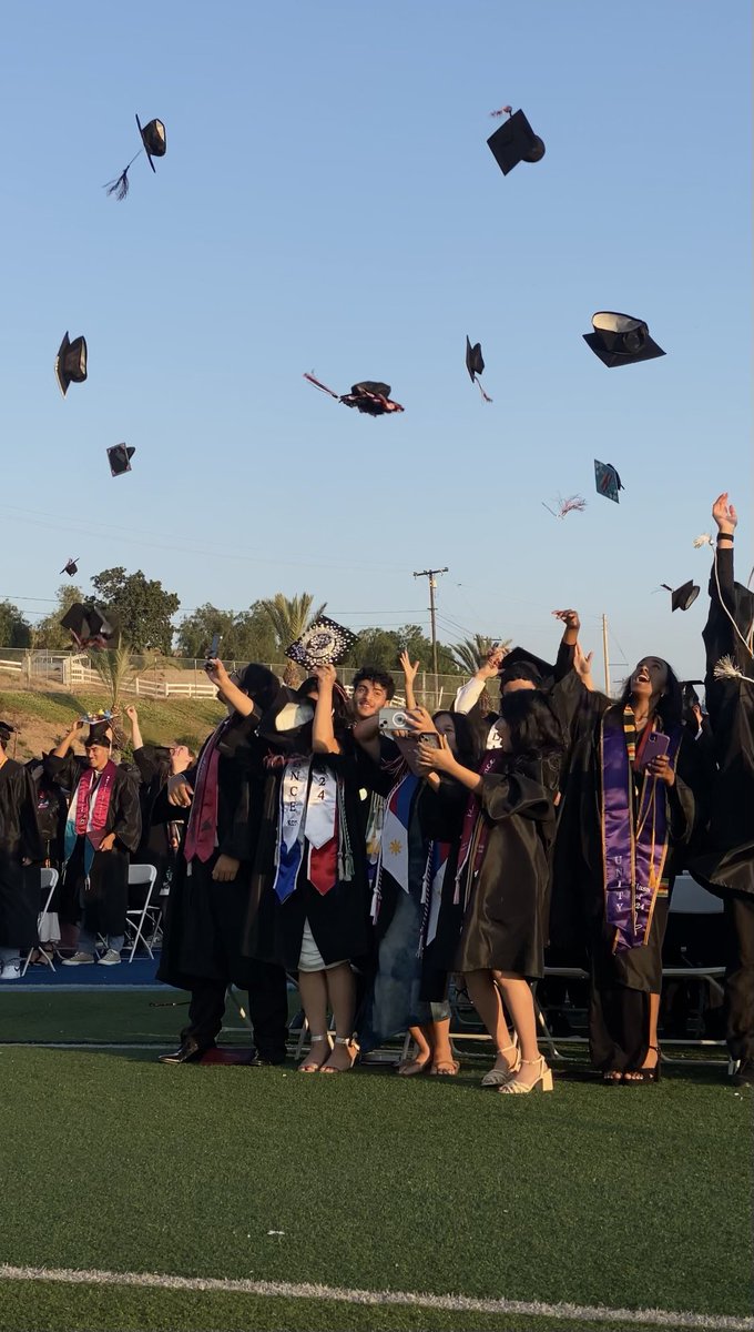 Spectacular graduation🎓@CNUSD @jfkmchs. Many of these students have taken full advantage of dual/concurrent enrollment & are graduating halfway through to reaching their #HigherEd goals. 54% of this #Classof2024 received their Associates Degree from @NorcoCollege. #CongratsGrads