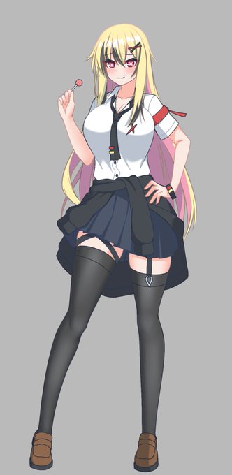 過去に描いた子の擬態とか潜入とかそうゆう感じの姿です 