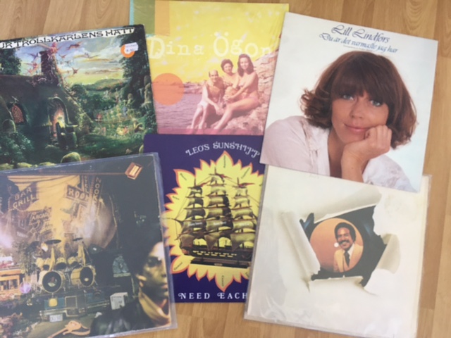 RalfSandell's tweet photo. Toukokuun helteiset auringonpaisteet ja alkava kesä on inspiroinut tämäniltaisen Rytmi &amp; Sielu Sunshine-special erikoislähetyksen @Lähiradio 100,3 MHz. Eli tarjolla sielukasta, aurinkoista rytmimusiikkia, niin alan klassikoita kun muutama yllätyskin, alkaen klo 21.00! https://t.co/xLPjWKEDOK