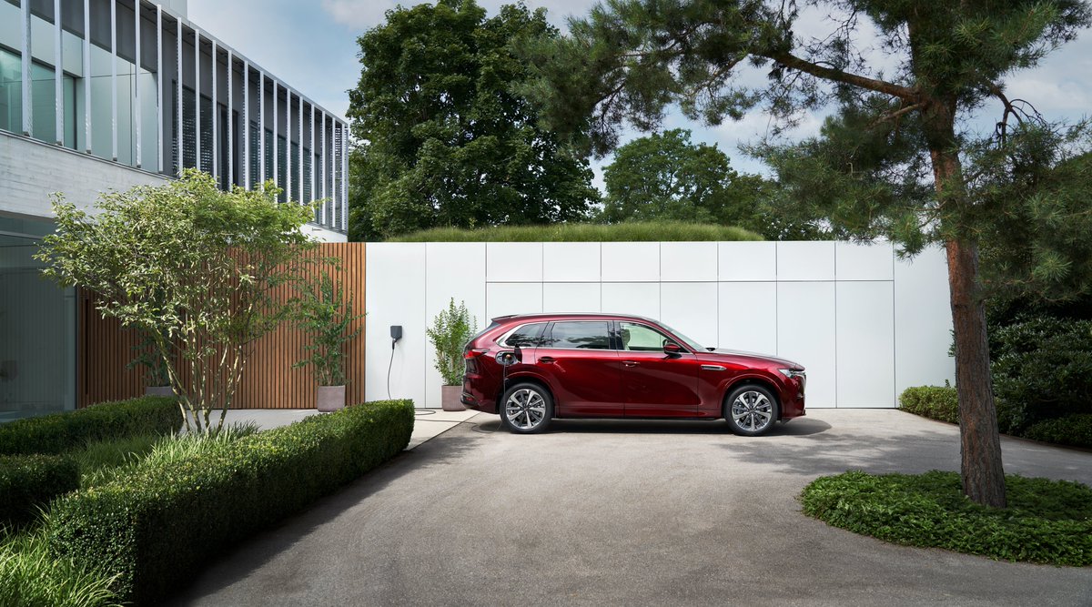 The all-new Mazda CX-80 will arrive in the UK this autumn - full UK pricing and specification for this flagship three-row SUV has been announced. mazdamediapacks.com/en/all-new-maz…