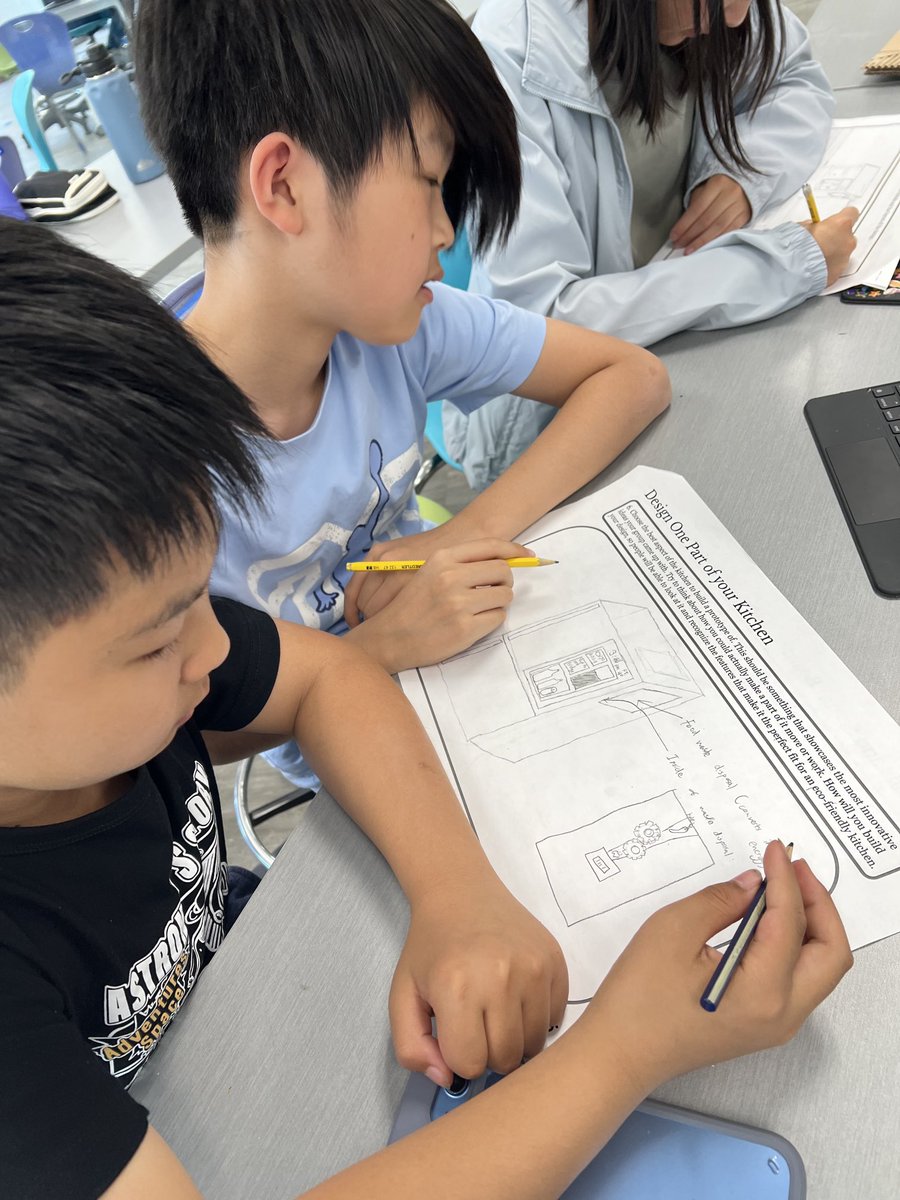 Exciting things happening with our grade 6 maker challenge this morning. Creating an eco-friendly kitchen.⁦<a href="/HTSRichmondHill/">HTS Richmond Hill</a>⁩ ⁦<a href="/HTS_PereiraRaso/">Helen Pereira-Raso (she/her)</a>⁩ ⁦<a href="/trayc4teach/">𝕋𝕣𝕒𝕔𝕪 𝔽𝕒𝕦𝕔𝕙𝕖𝕣 (she/her)</a>⁩ ⁦<a href="/HTS_MsTassone/">Marisa Tassone</a>⁩