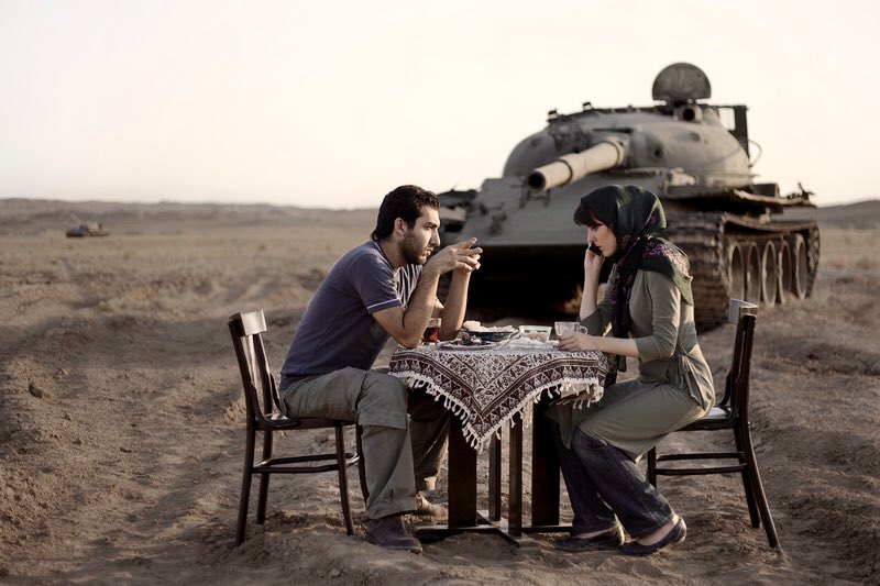 Una vita -normale- in mezzo alla guerra. #AttraversoLEsperienza #ventaglidiparole Gohar Dashti, Today’s Life and War 2008