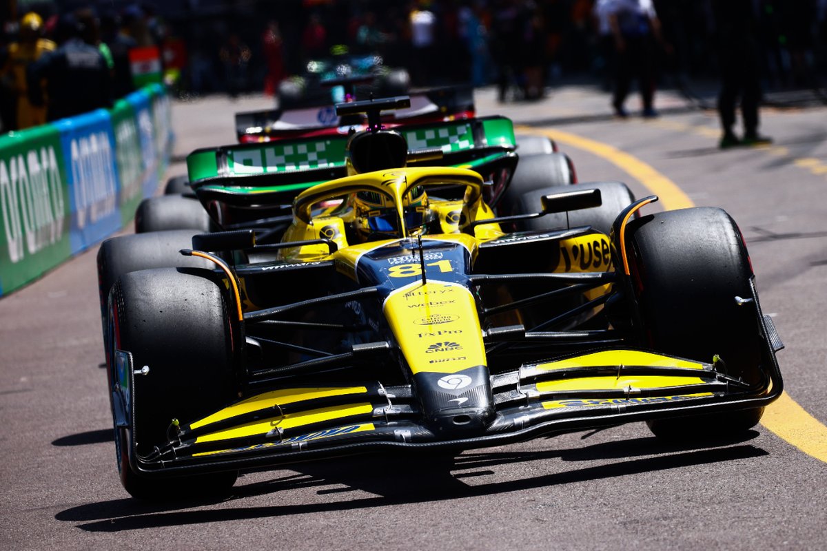 Car and Driver - F1 tweet media