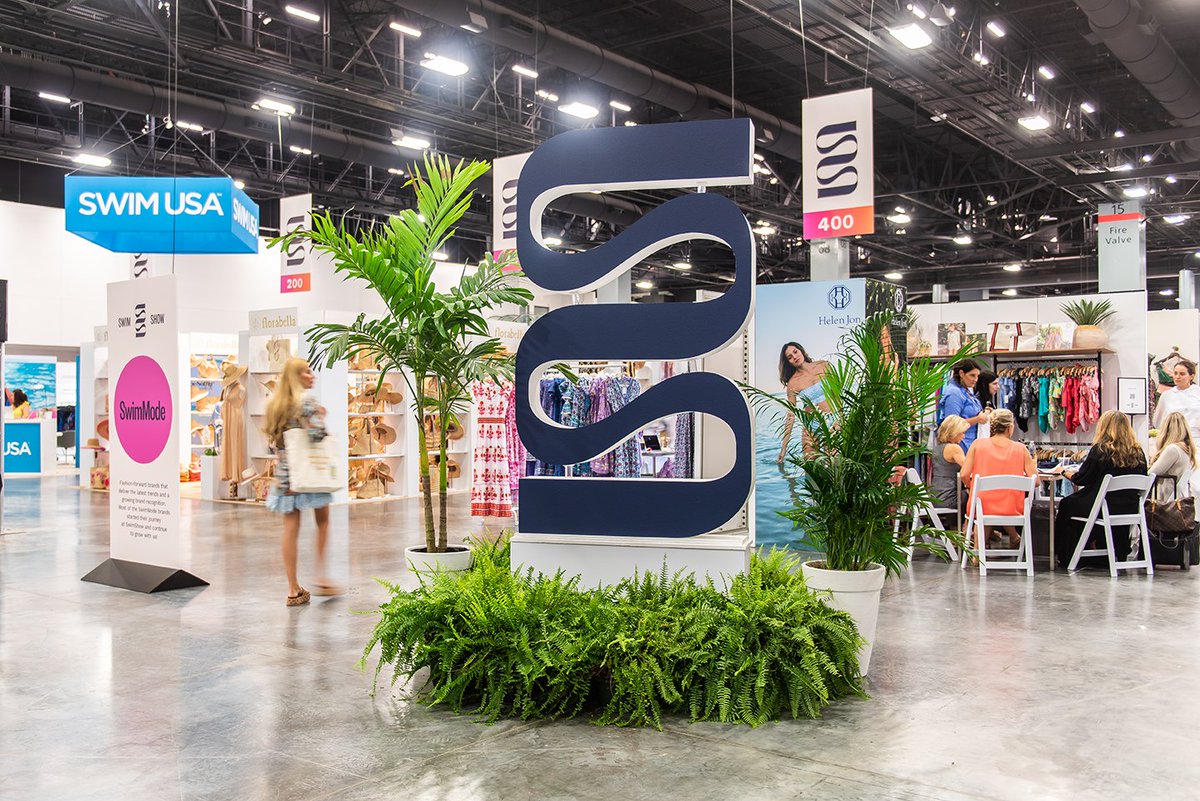 The #GMCVB team ushers in summer with SwimShow at @TheMiamiBeachCC on June 1! 👙 As the premier global platform for swimwear, SwimShow draws over 7,500 industry leaders from 60+ countries, generating an economic impact of $3.3M+. #SeeYouAtSwimShow