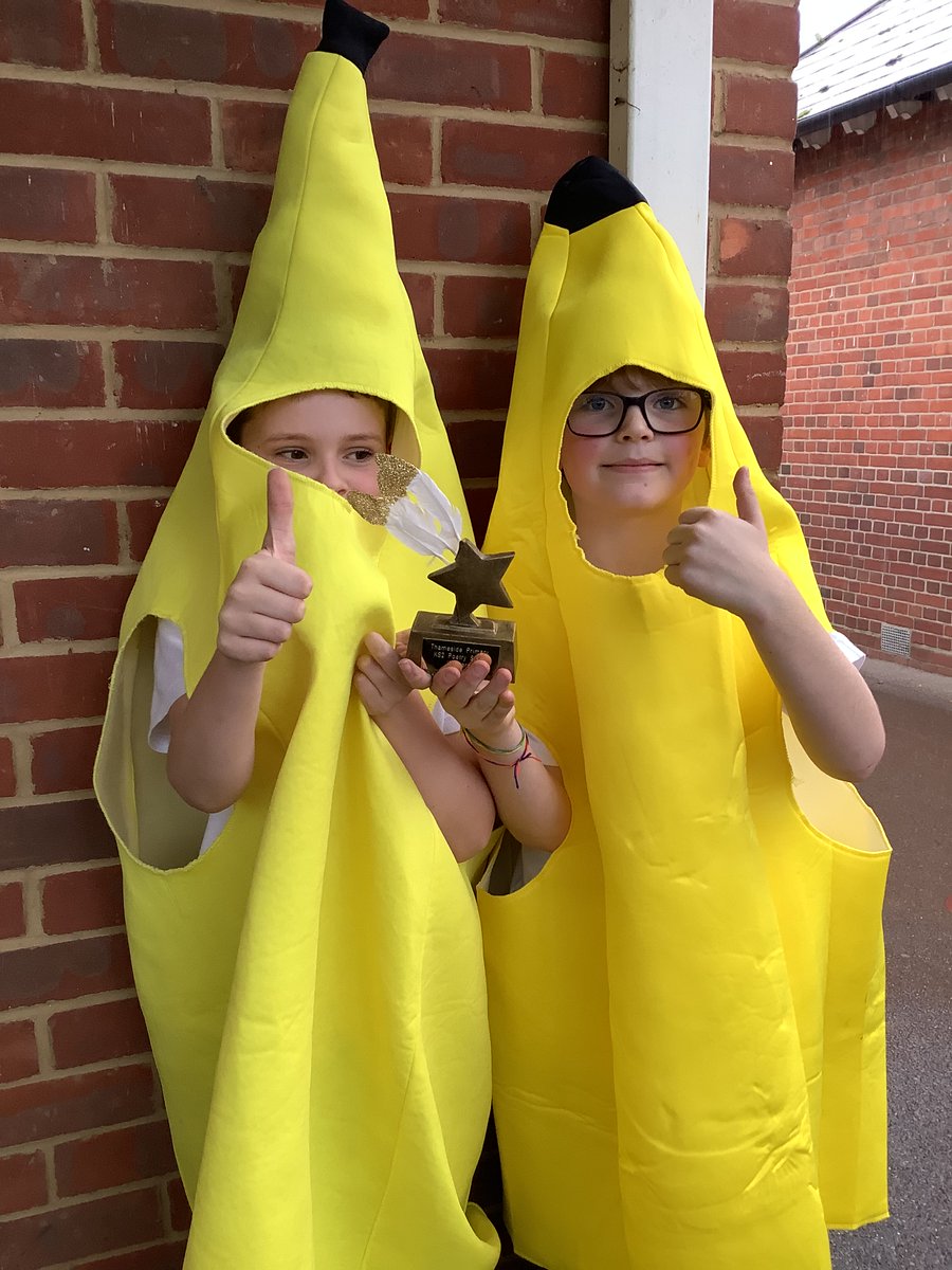 ThamesideSch's tweet photo. KS2 Poetry Slam Winners 2023…  Leopard  class🐆🥳🍌👏 You  did  a  fantastic  job  and  Mrs Cooper is very proud of you all #leopardstps #poetryslam #performancepoetryisfun #nolimits #teamwork #belonging https://t.co/UMgDQW1TZd